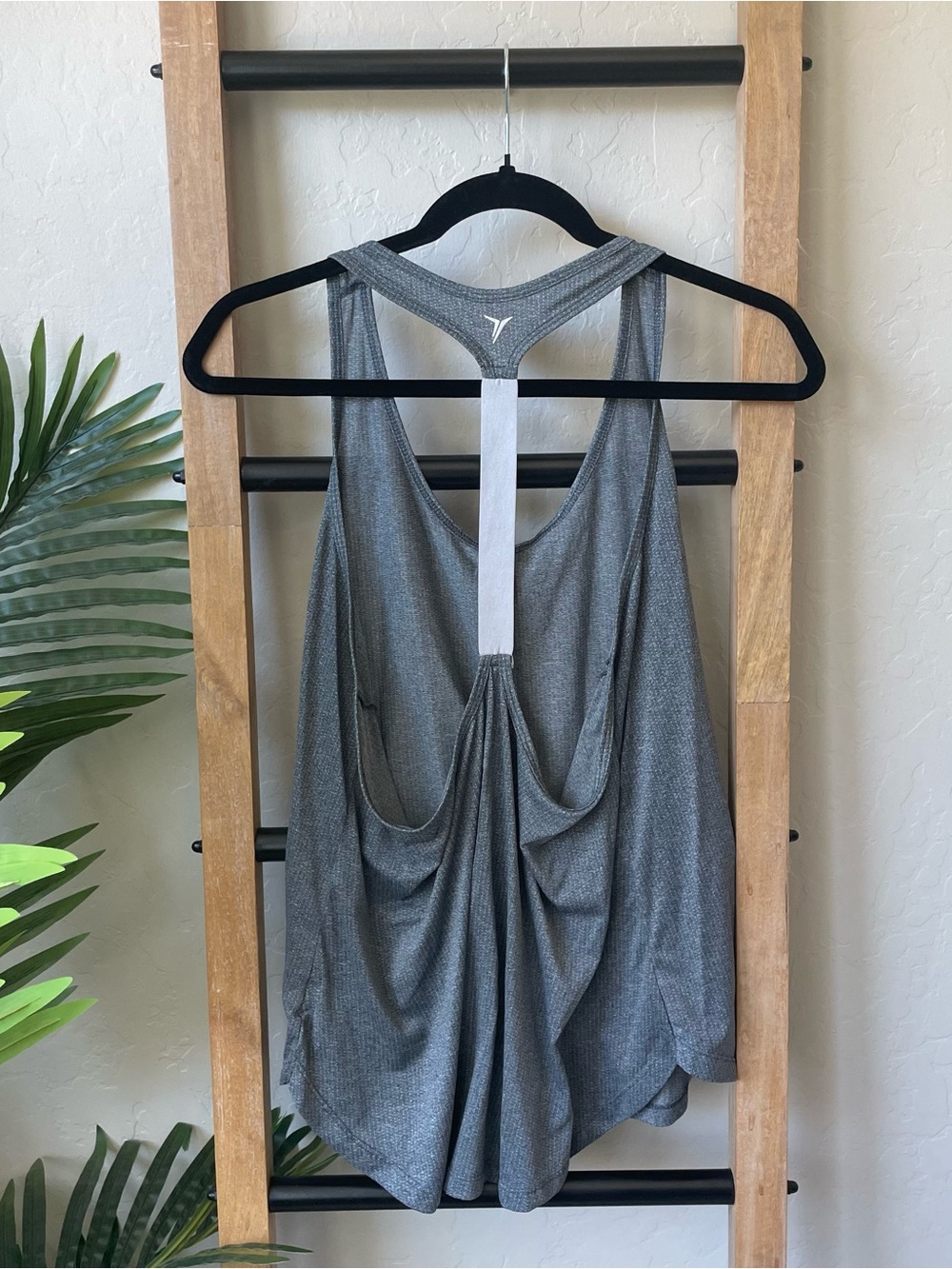 Old Navy Gray Ribbed Racerback Tank - Picture 3 of 4